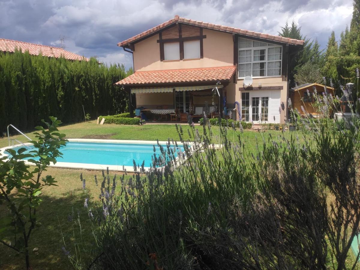 Вілла Vivienda El Olivo Con Piscina Privada Y Jardin. Ayegui Екстер'єр фото